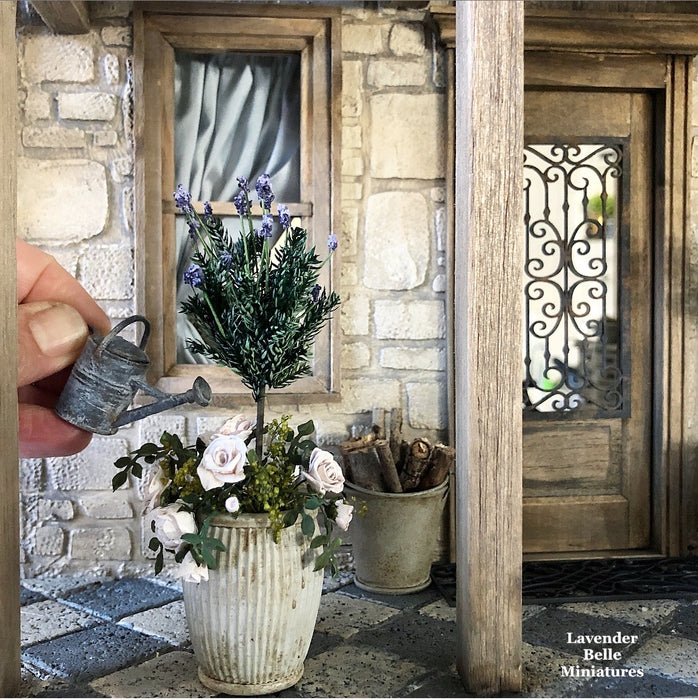 Oakvale Cottage Roombox - 1:12 scale