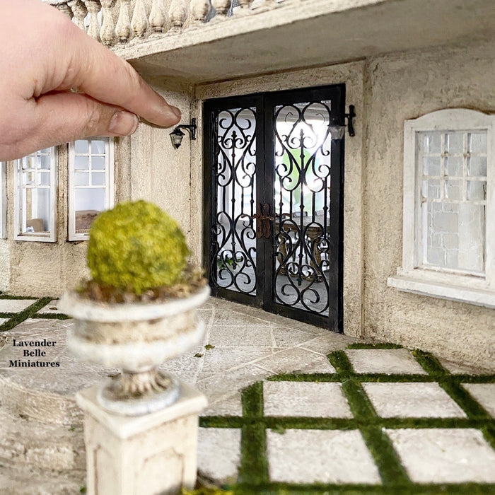 Charmonte House - 1:24 scale